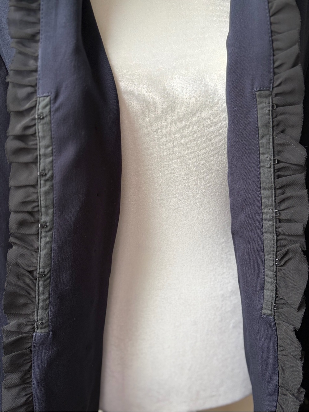 Insight New York Military Ruffle Trim Jacket Blazer Size 14 - Picture 6 of 9